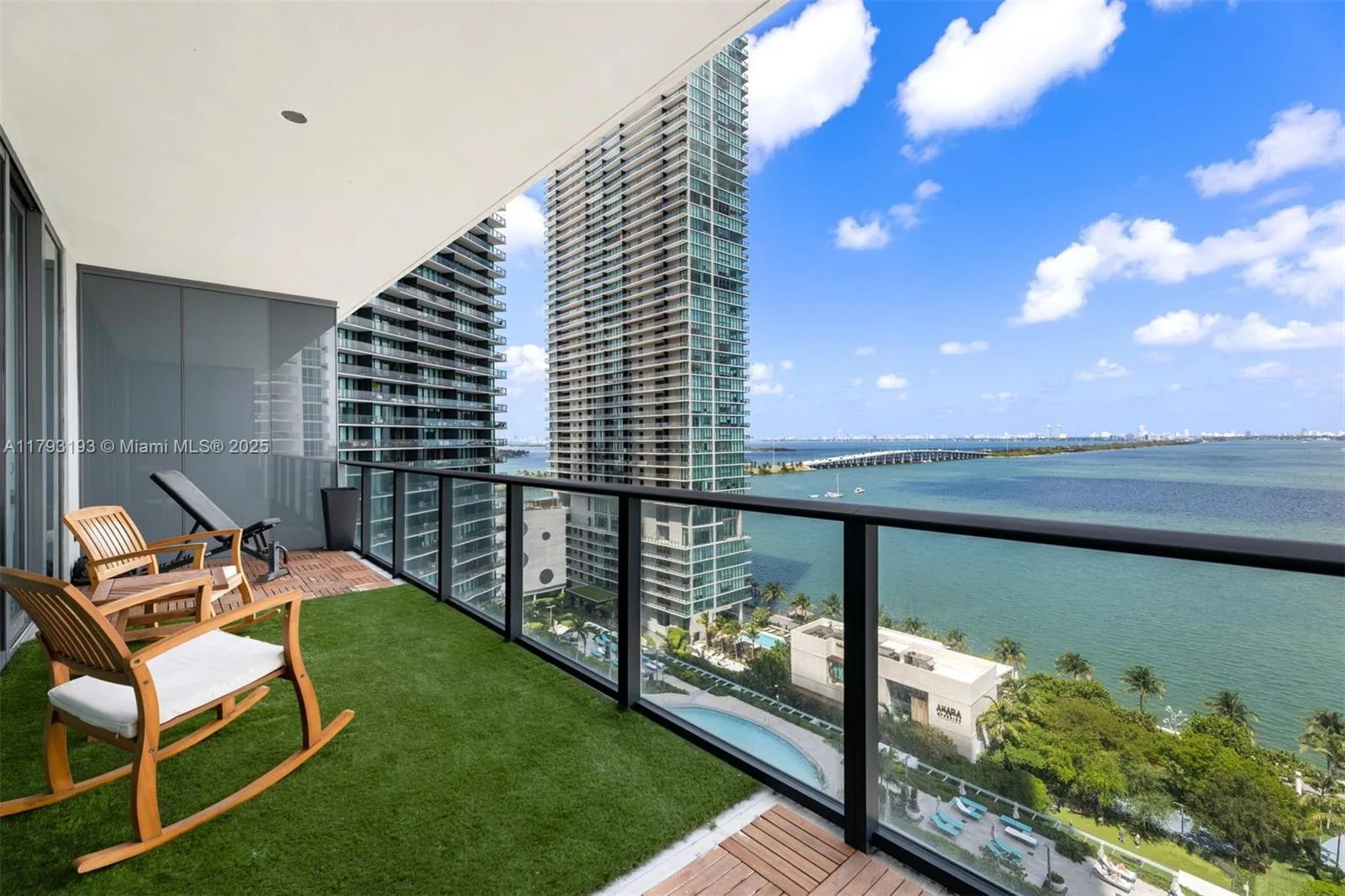 480 NE 31st St # 1502, Miami, FL 33137 photo 6
