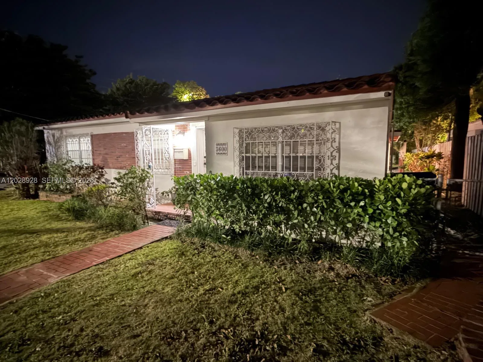 3600 SW 26th St, Miami, FL 33133