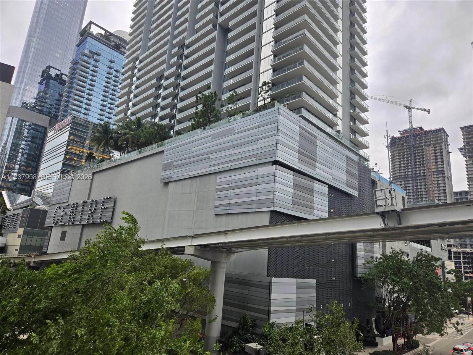 31 SE 6th St # 503, Miami, FL 33131 photo 12