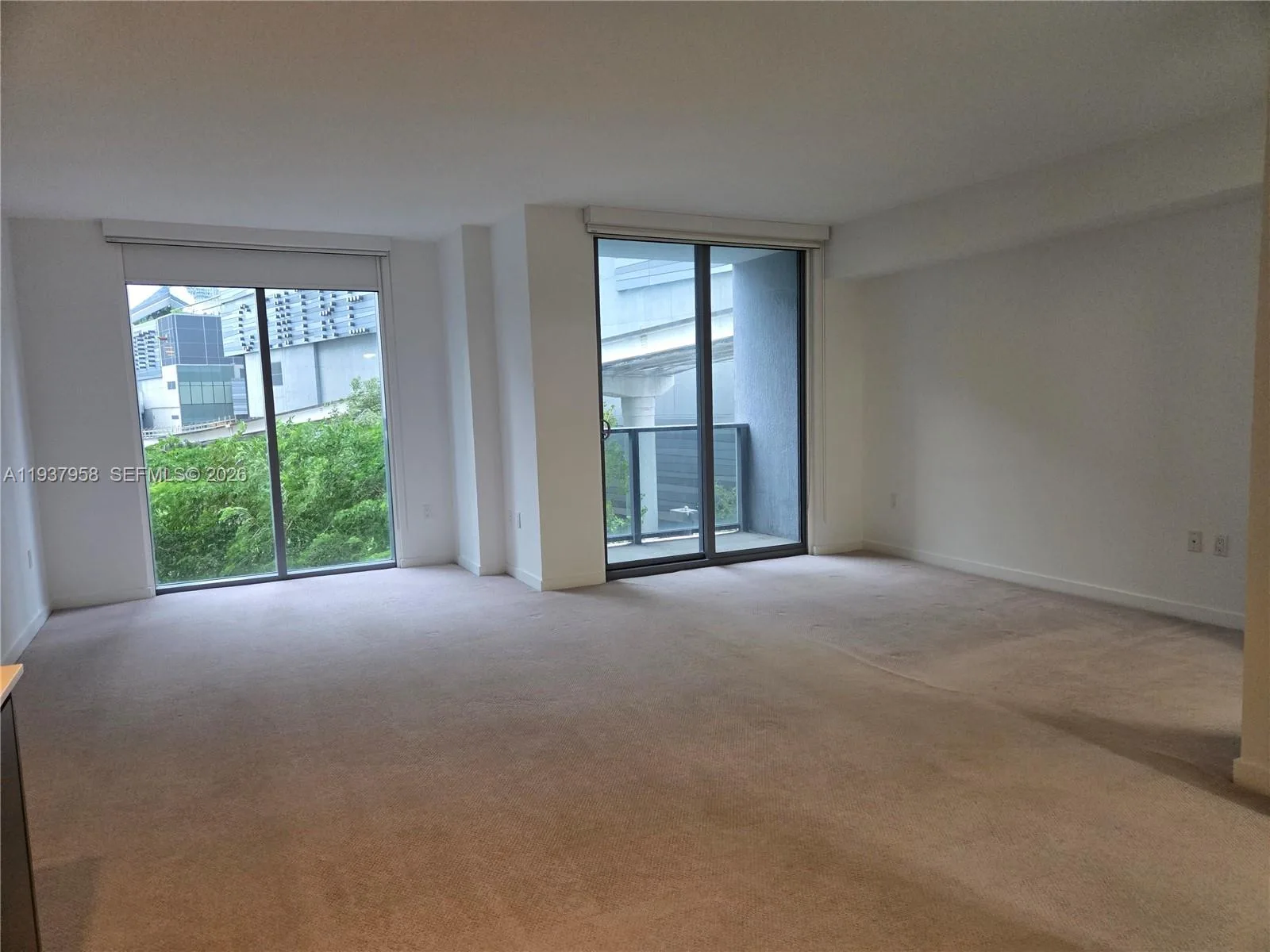 31 SE 6th St # 503, Miami, FL 33131 photo 4