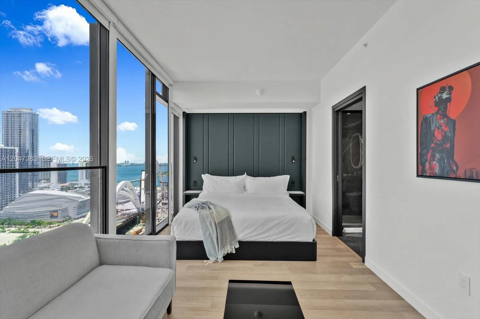20 NE 11th St # 3105, Miami, FL 33132 photo 2