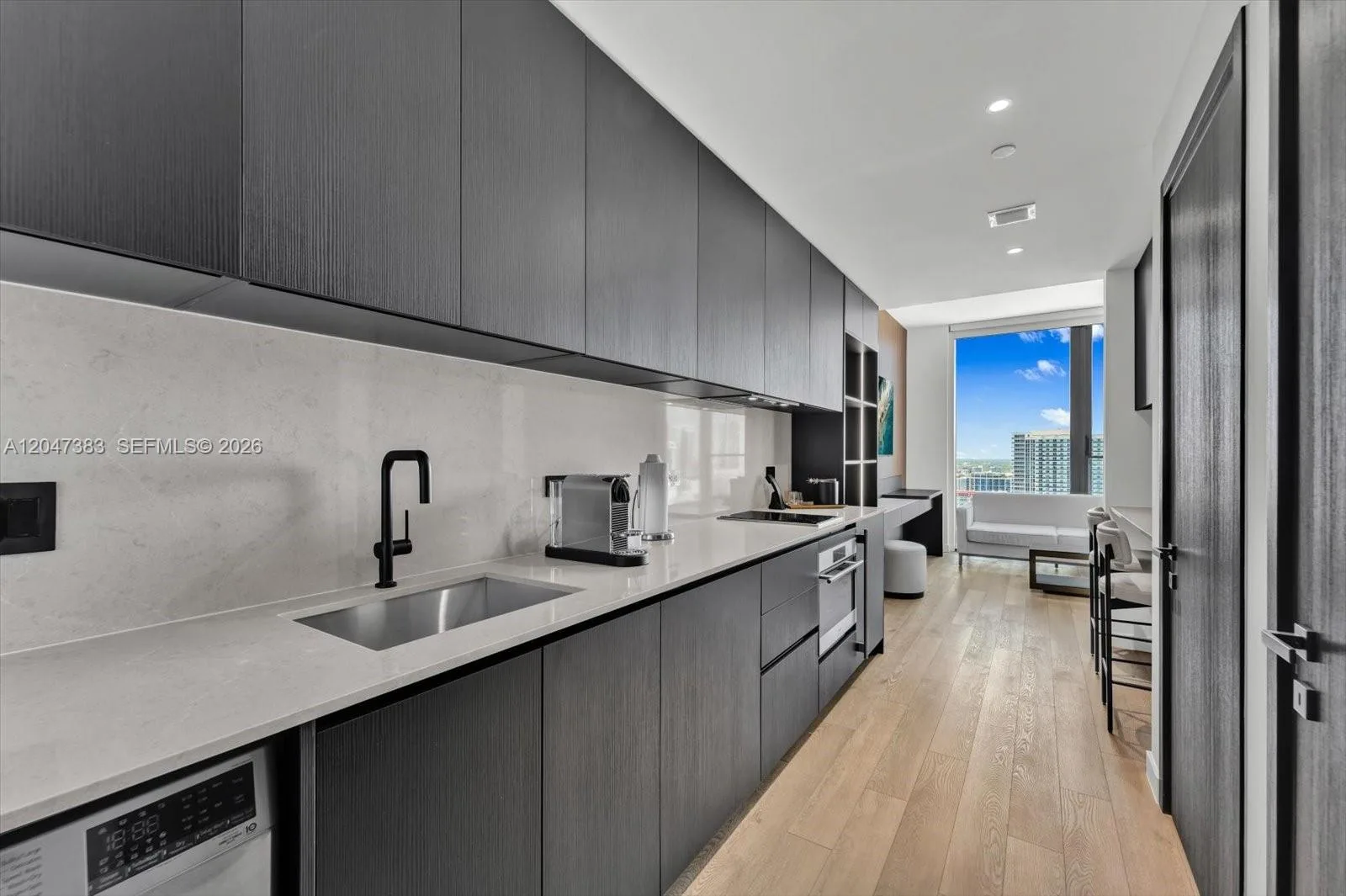 20 NE 11th St # 3105, Miami, FL 33132 photo 7