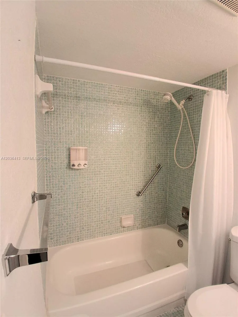 9460 Sunrise Lakes Blvd # 309, Sunrise, FL 33322 photo 11