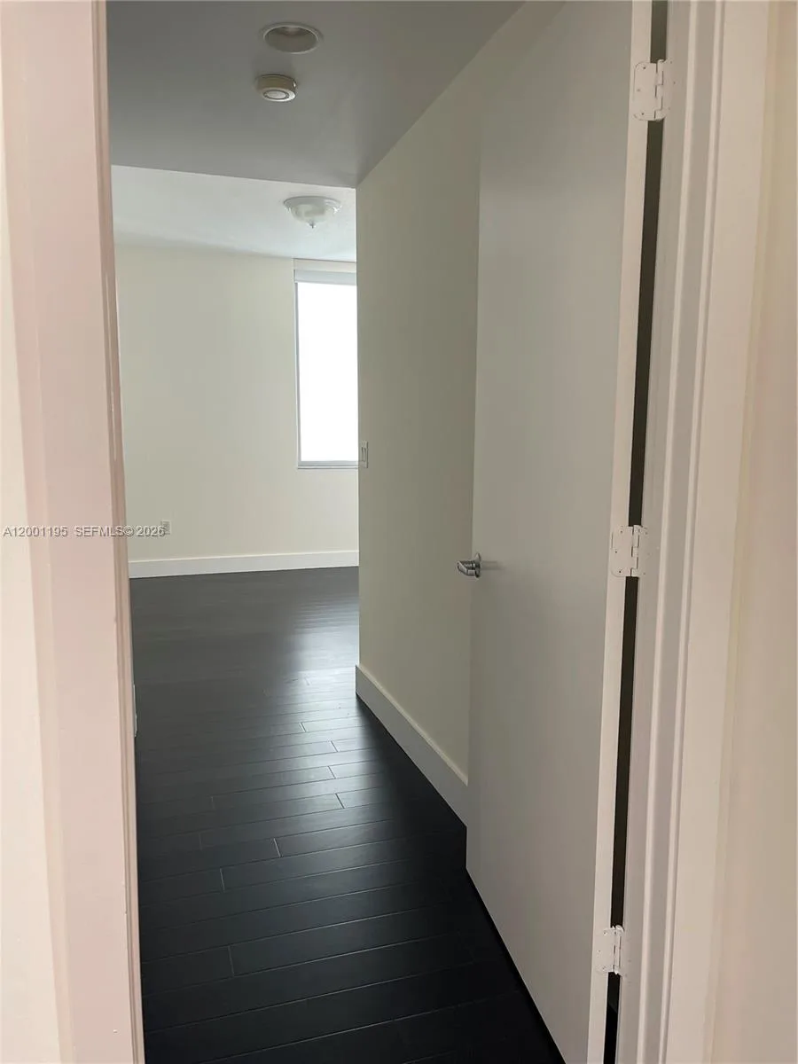 1050 Brickell Ave # 1820, Miami, FL 33131 photo 10