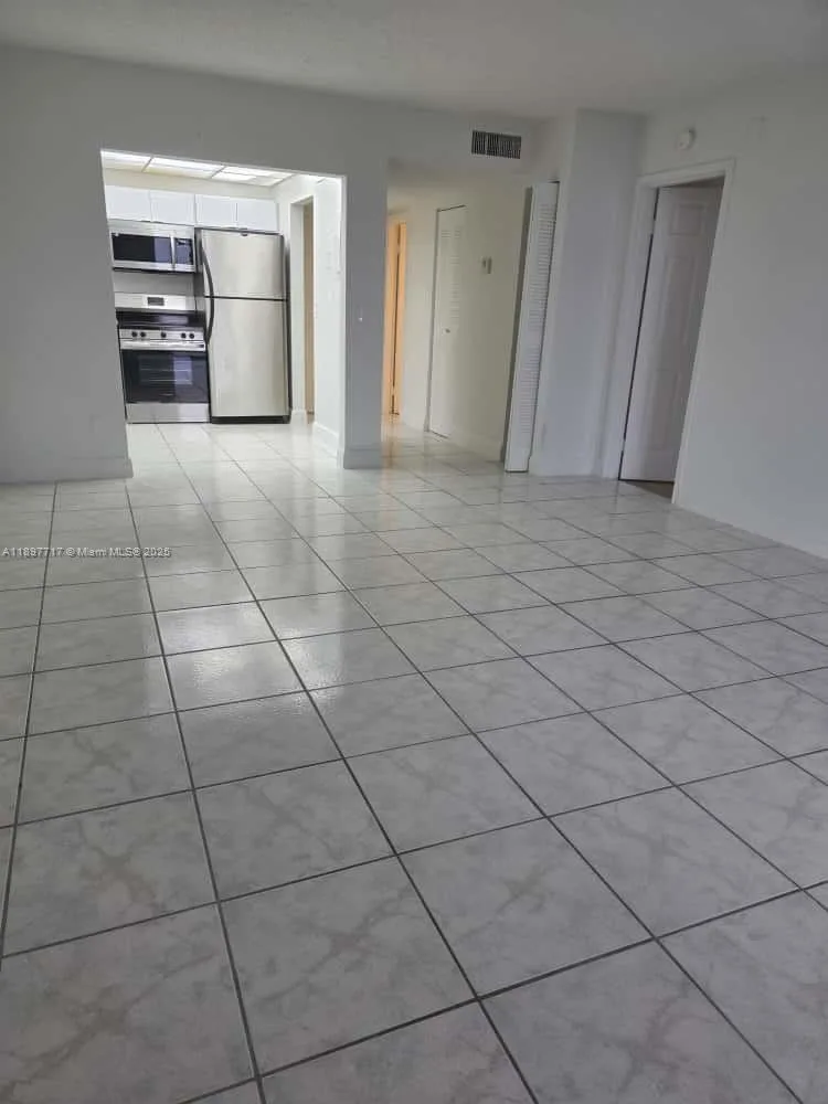 13499 Biscayne Blvd # 811, North Miami, FL 33181 photo 13