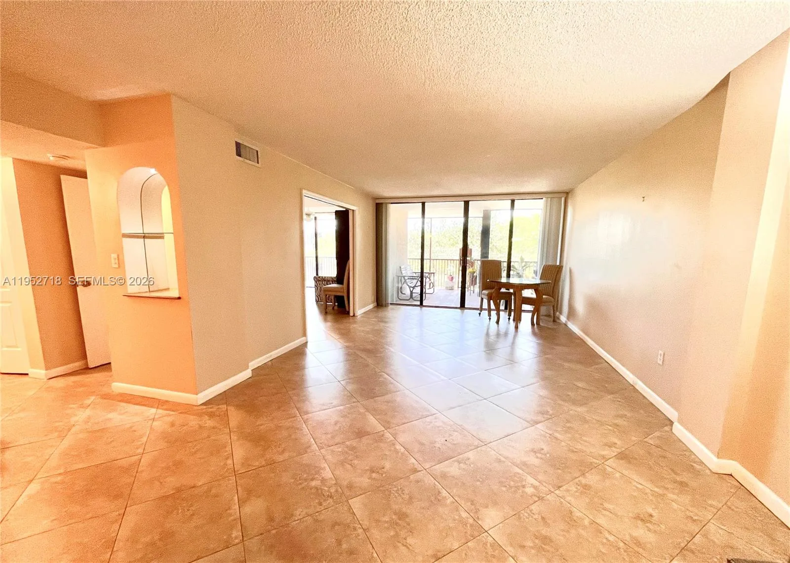 2806 N 46th Ave # D537, Hollywood, FL 33021