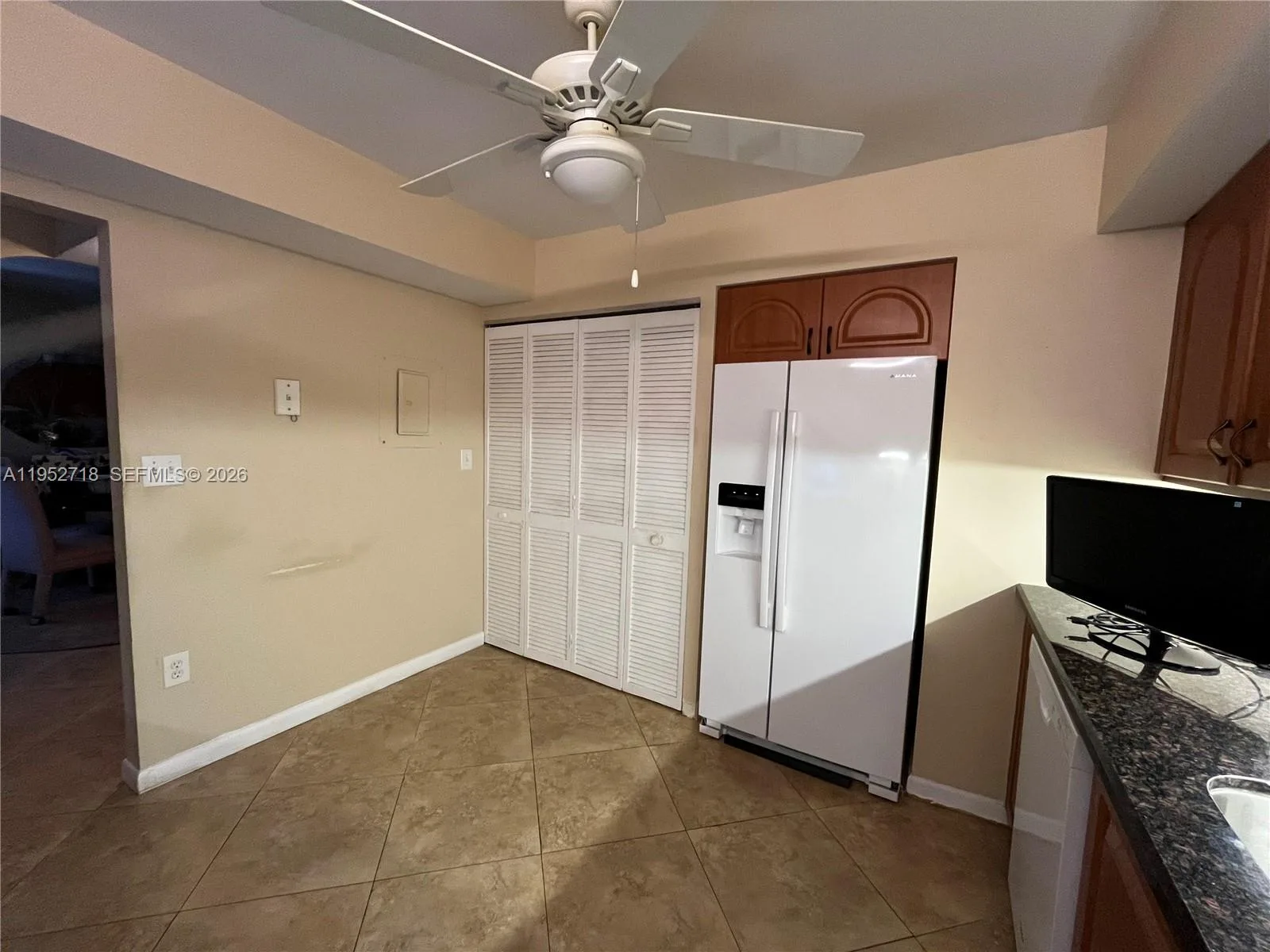 2806 N 46th Ave # D537, Hollywood, FL 33021 photo 13