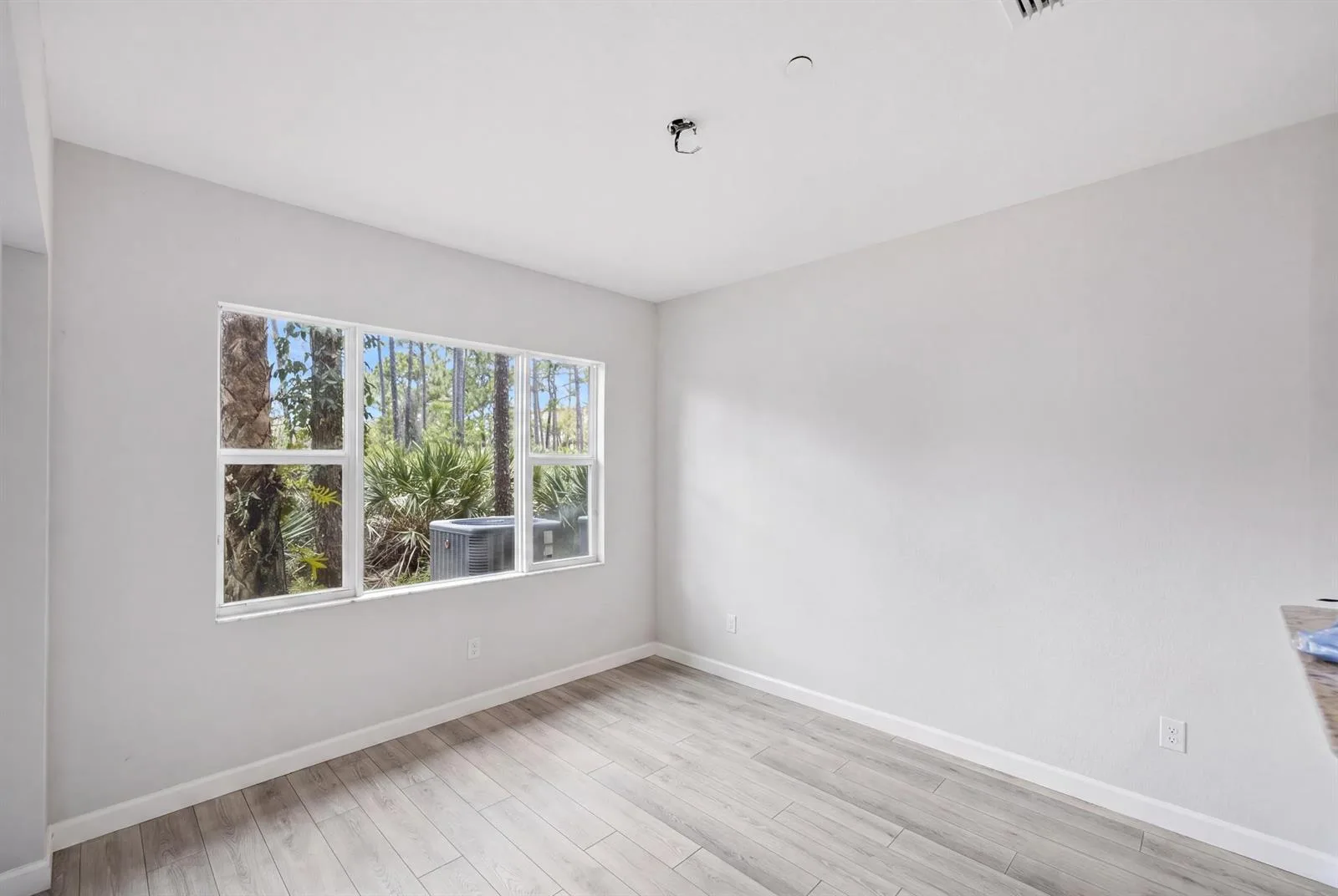 135 SW WALKING Path, Stuart, FL 34997 photo 13
