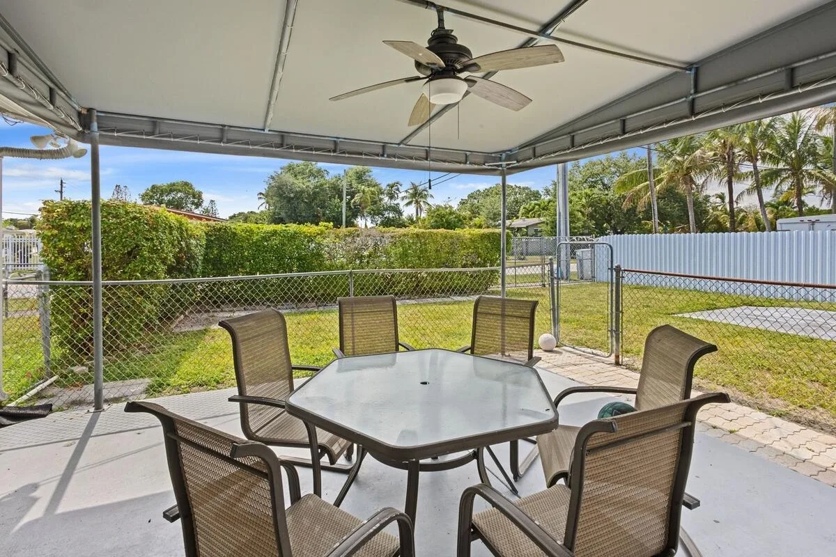 101 NE 195th Street, Miami, FL 33179 photo 3