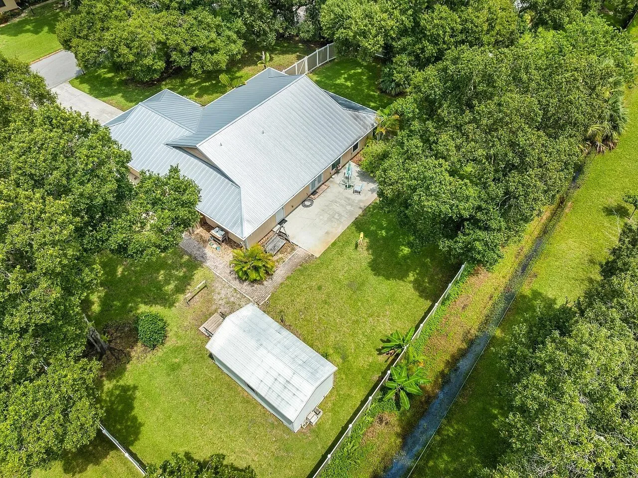 920 29TH Court, Vero Beach, FL 32960 photo 4