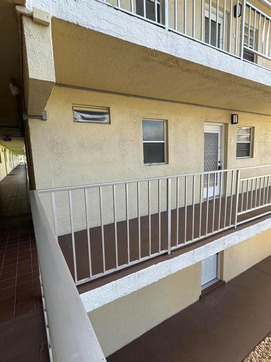 2515 NE 1st Court # 215, Boynton Beach, FL 33435