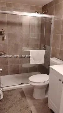 15610 NE 6th Ave # 18C, Miami, FL 33162 photo 11