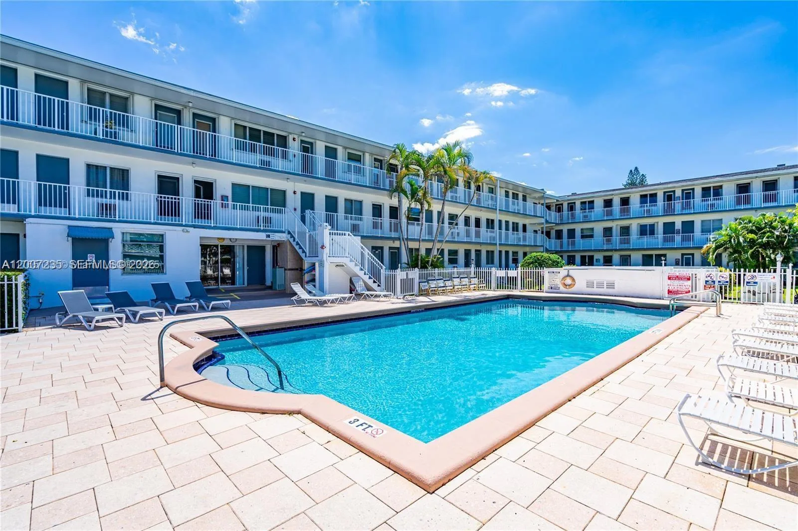 15610 NE 6th Ave # 18C, Miami, FL 33162 photo 2