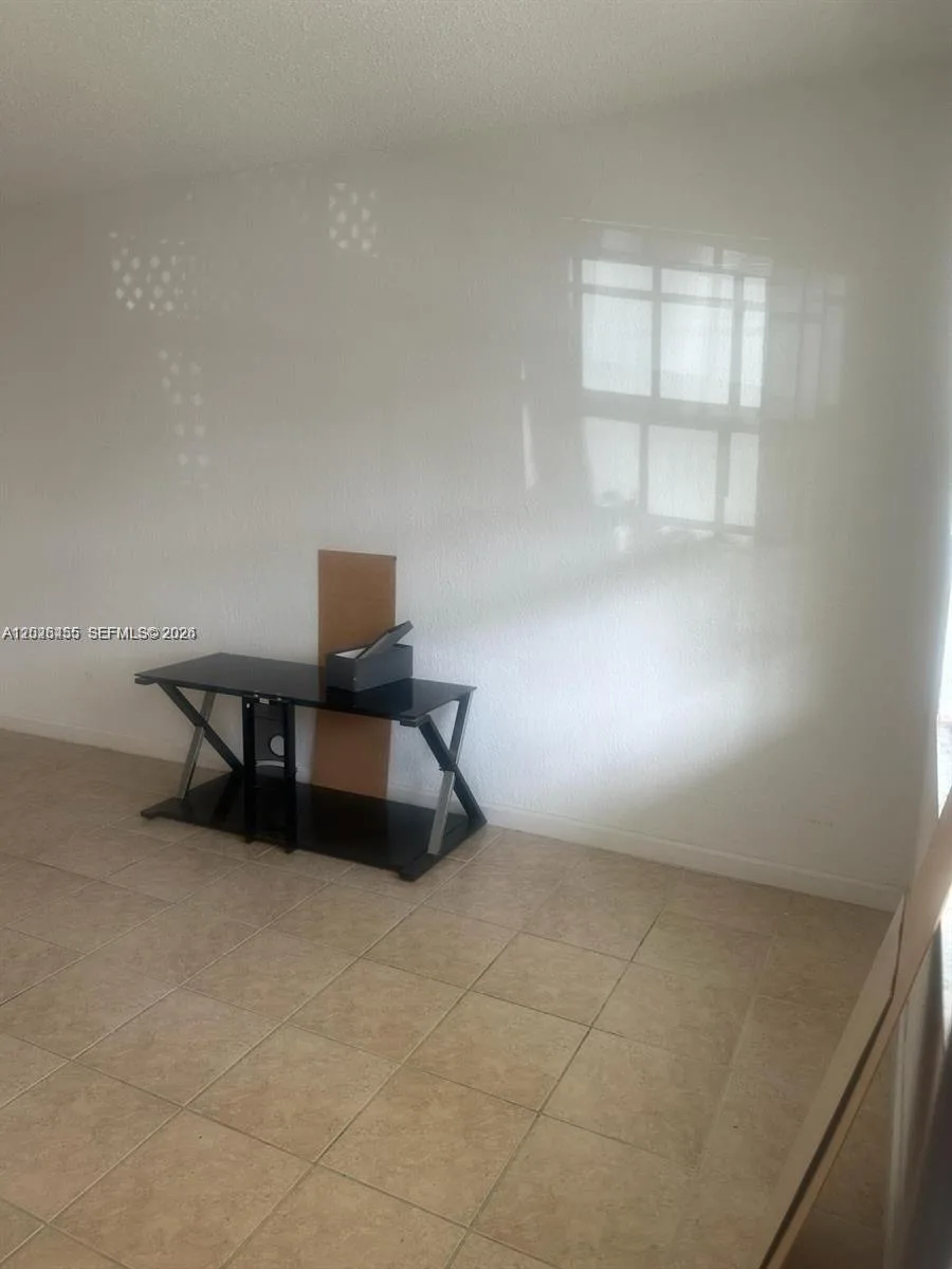 2660 NE 8th Ave # 107, Wilton Manors, FL 33334 photo 3