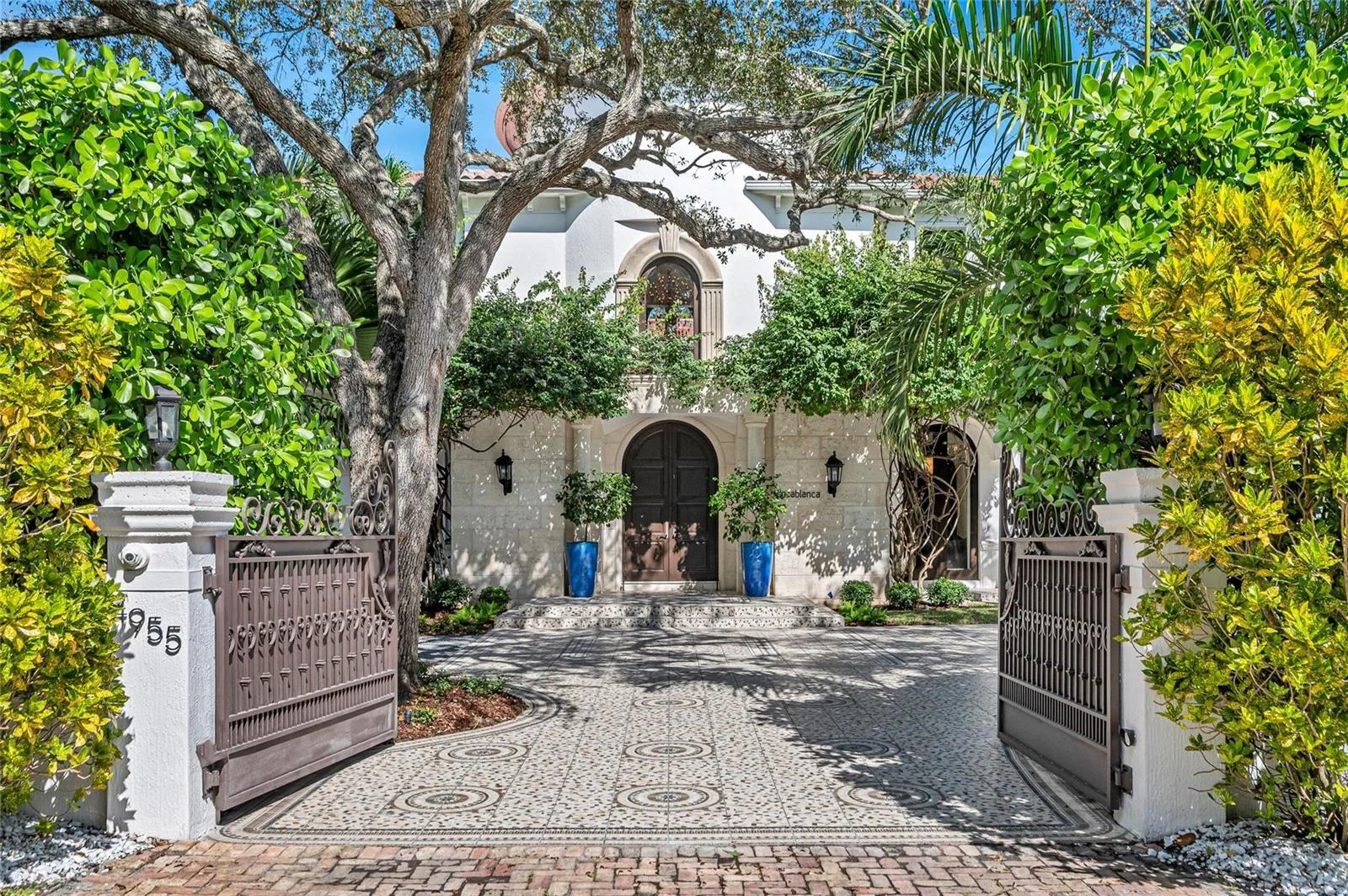 4955 SW 83rd Street, Miami, FL 33143