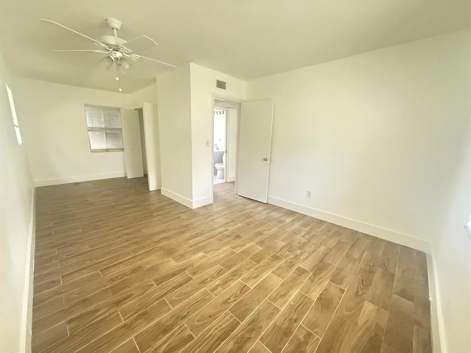 3530 NW 1ST Court NW, Fort Lauderdale, FL 33311 photo 7