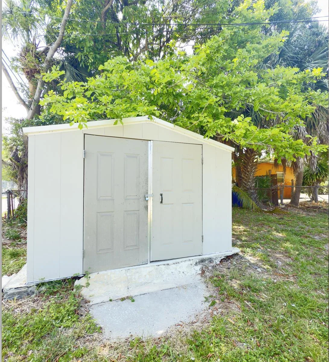 3530 NW 1ST Court NW, Fort Lauderdale, FL 33311 photo 9