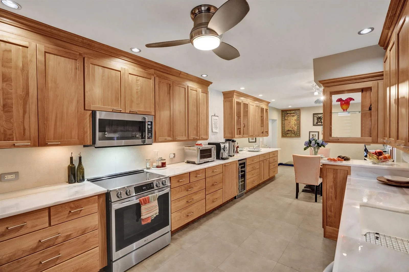 908 NE 16th Place, Fort Lauderdale, FL 33305 photo 10