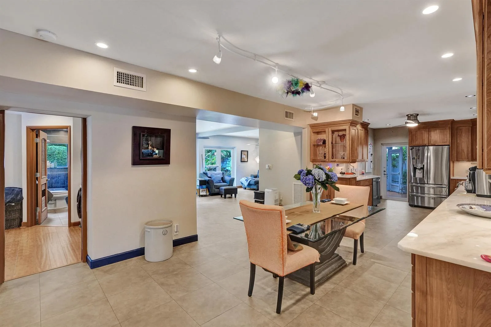 908 NE 16th Place, Fort Lauderdale, FL 33305 photo 8