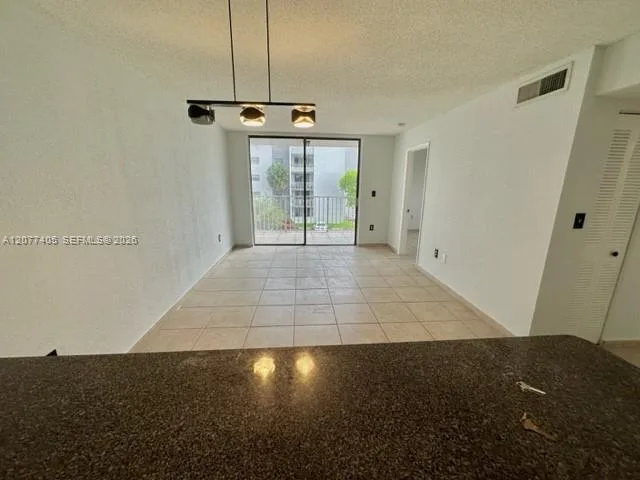 8145 NW 7th St # 321, Miami, FL 33126