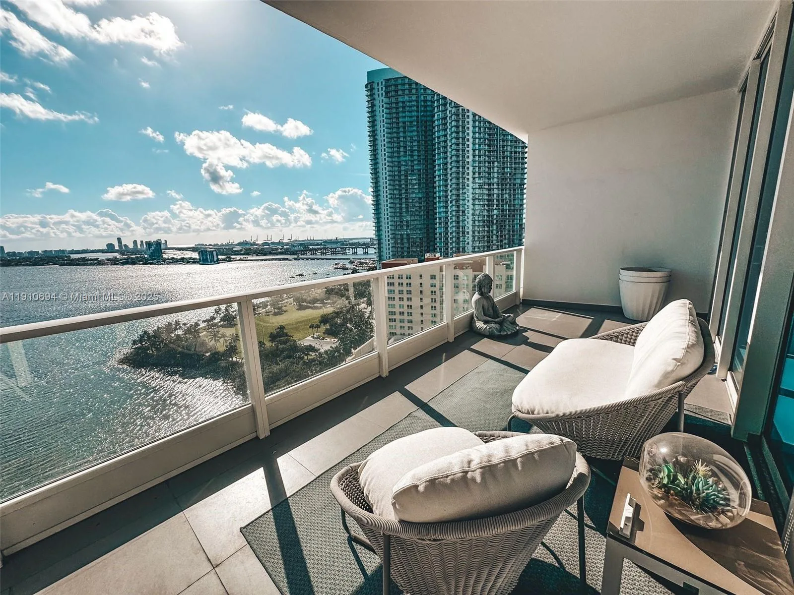 2020 N Bayshore Dr # 2007, Miami, FL 33137 photo 2