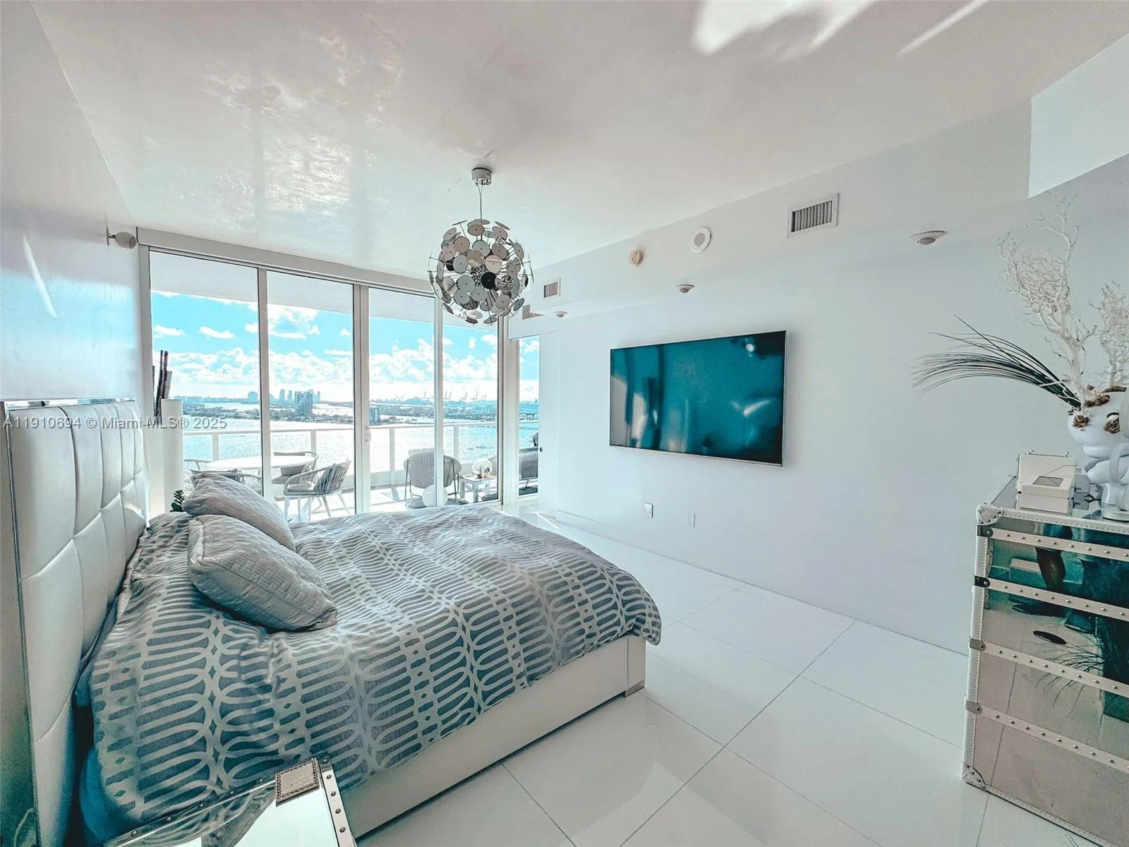 2020 N Bayshore Dr # 2007, Miami, FL 33137 photo 8