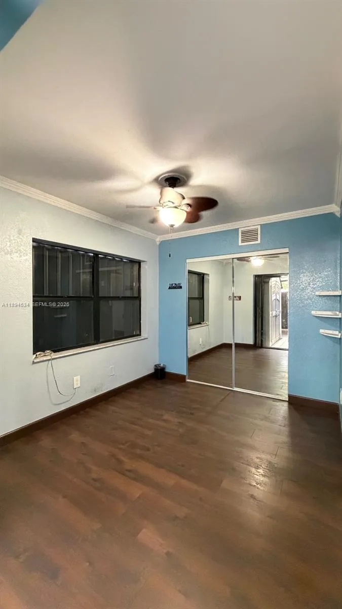 2450 W 67th Pl # 13-12, Hialeah, FL 33016 photo 9