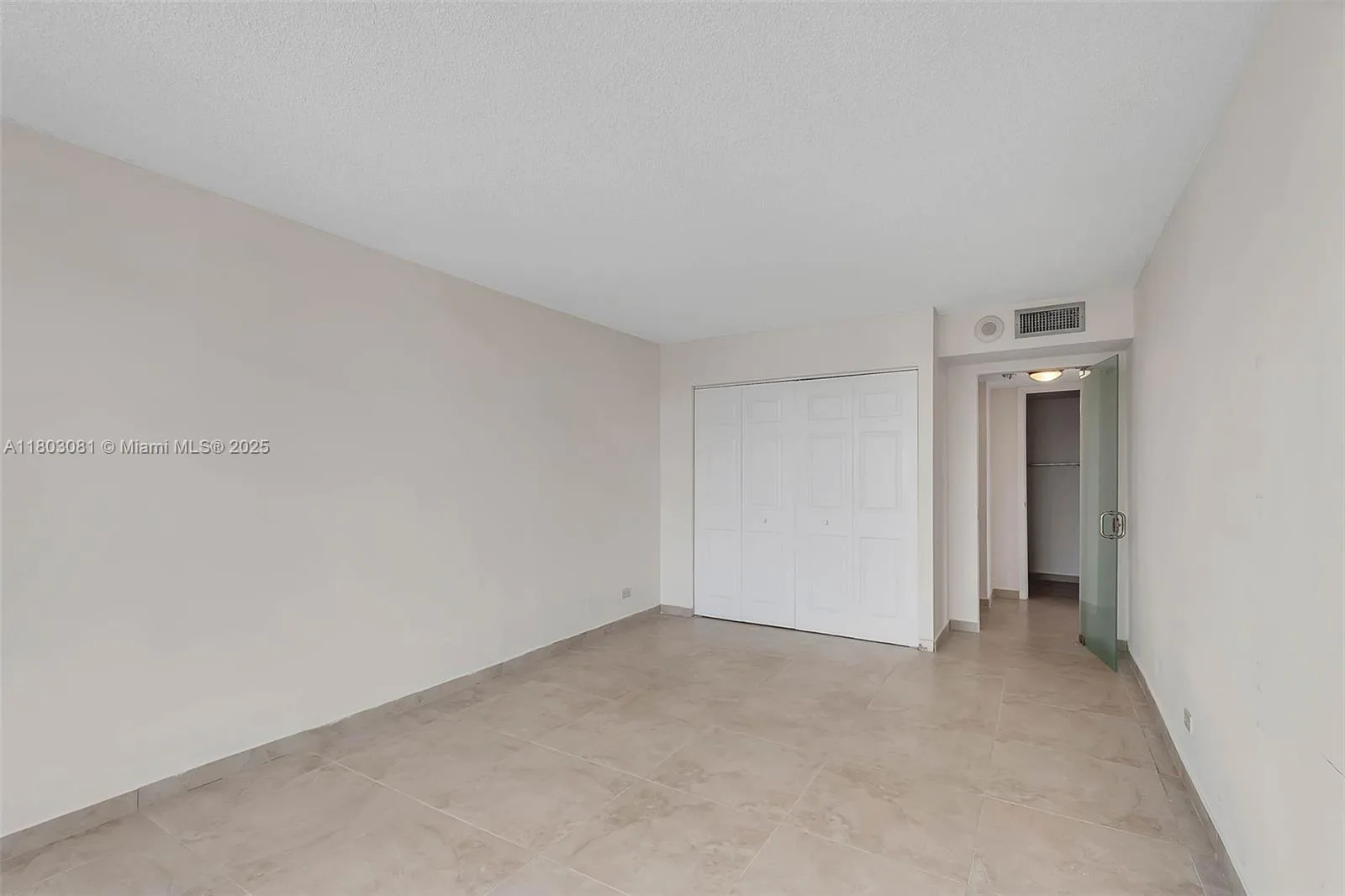 231 174th St # 2312, Sunny Isles Beach, FL 33160 photo 13