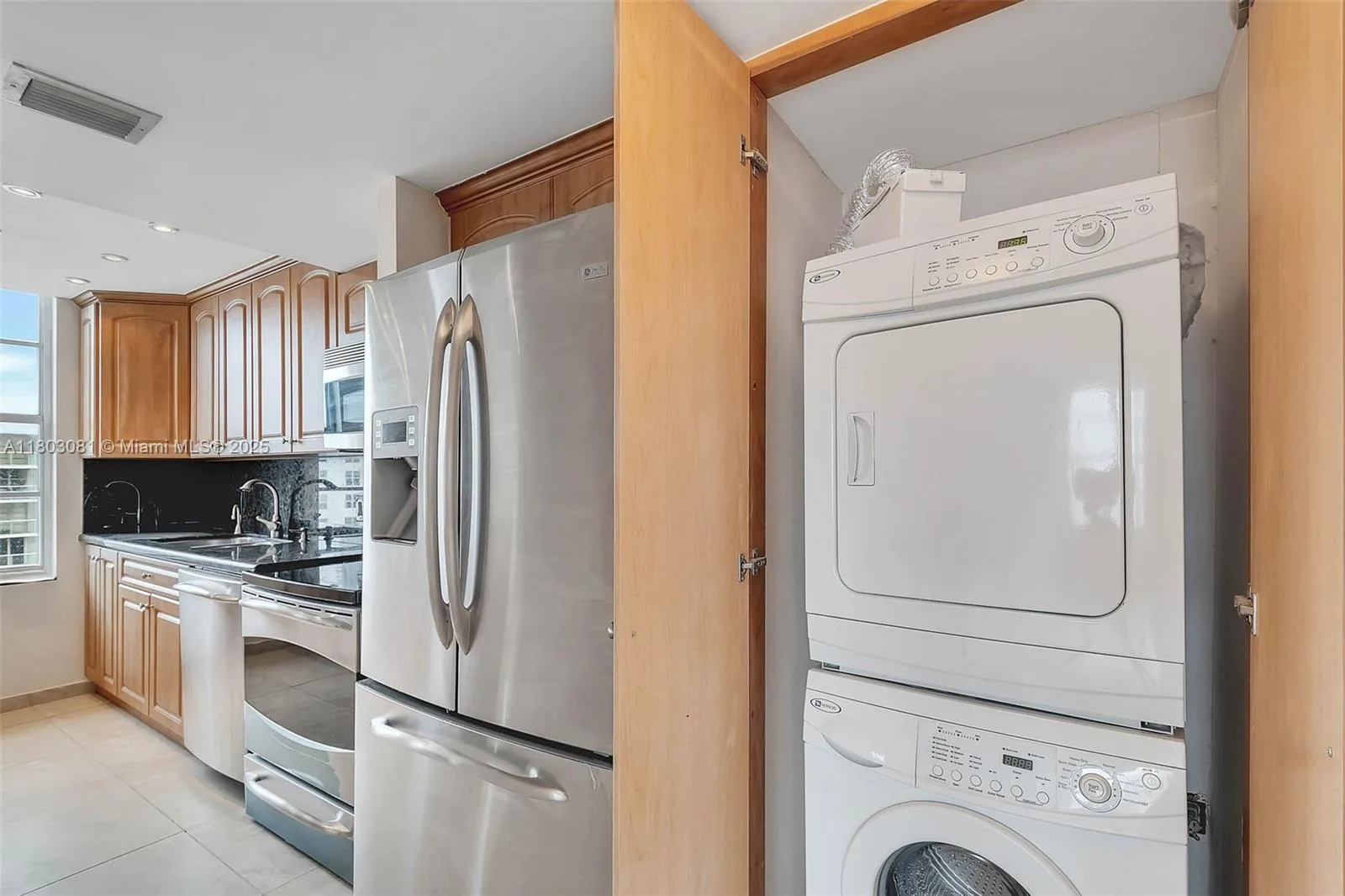231 174th St # 2312, Sunny Isles Beach, FL 33160 photo 3