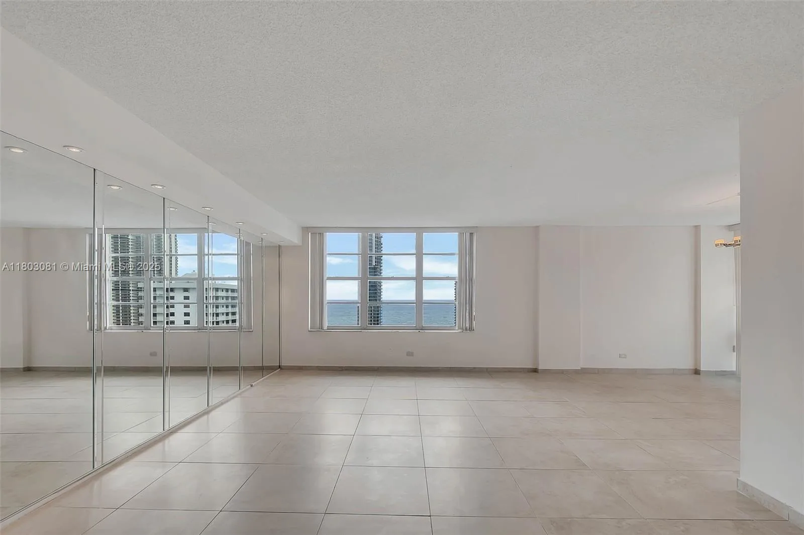 231 174th St # 2312, Sunny Isles Beach, FL 33160 photo 5