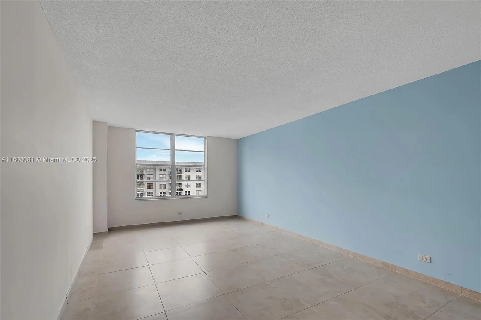 231 174th St # 2312, Sunny Isles Beach, FL 33160 photo 7