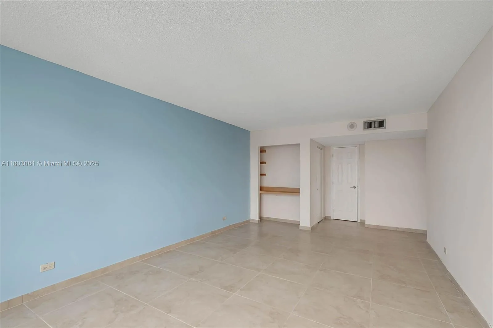 231 174th St # 2312, Sunny Isles Beach, FL 33160 photo 8