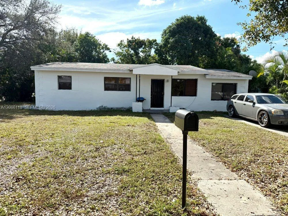 3350 NW 171 ter, Miami Gardens, FL 33056