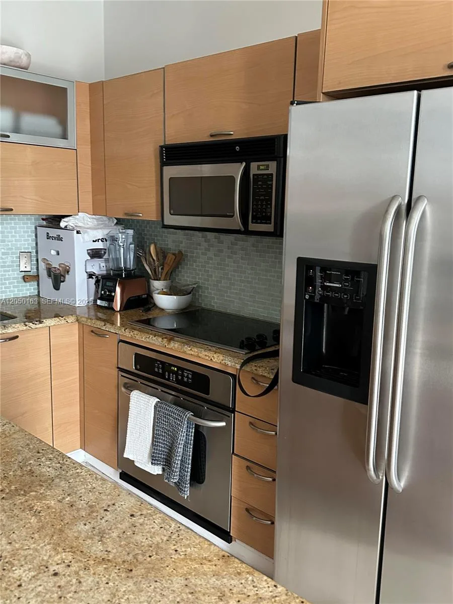 3180 SW 22nd Ter # 507, Miami, FL 33145 photo 4