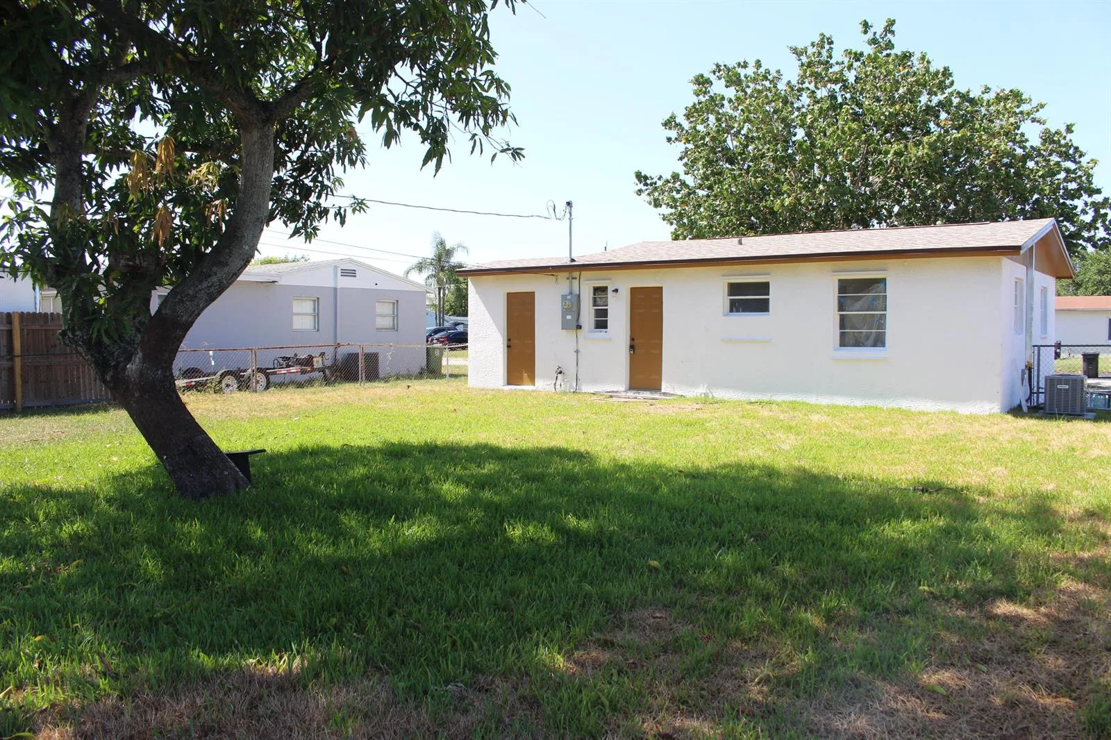2304 NW 15TH Court, Fort Lauderdale, FL 33311 photo 3