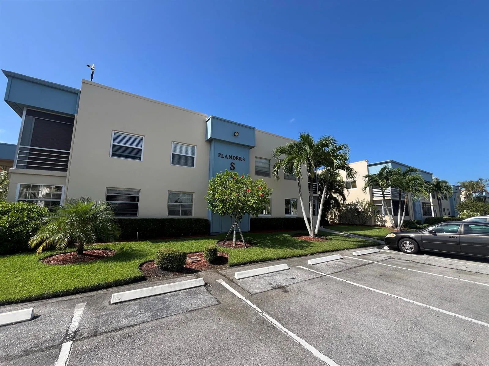 897 Flanders S # 897, Delray Beach, FL 33484