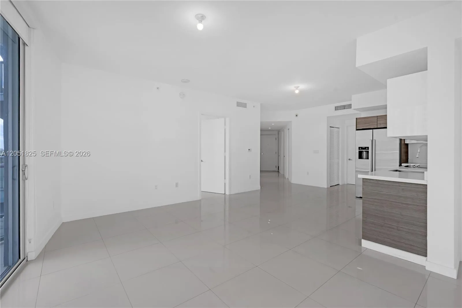 1010 SW 2nd Ave # 1003, Miami, FL 33130 photo 6