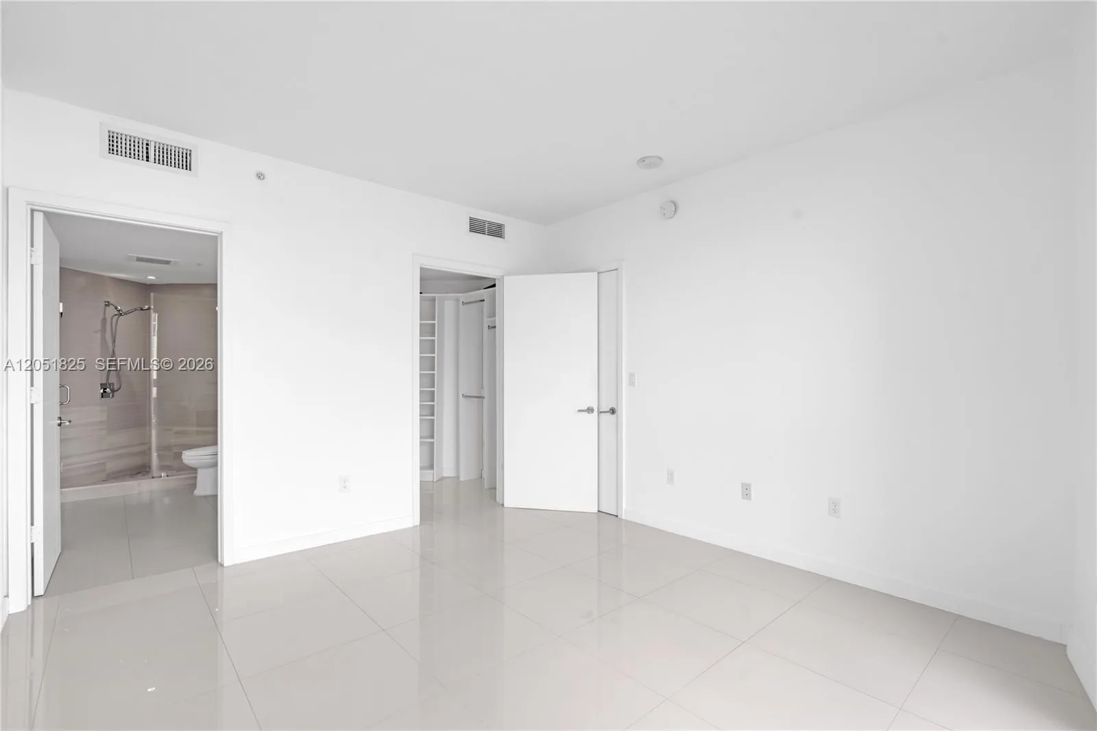 1010 SW 2nd Ave # 1003, Miami, FL 33130 photo 8