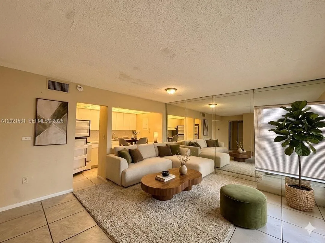 17650 NW 68th Ave # A2005, Hialeah, FL 33015