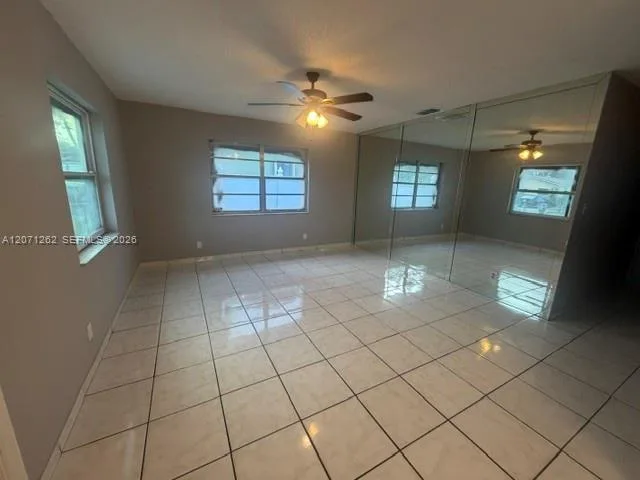 2571 NW 5th St, Pompano Beach, FL 33069 photo 3