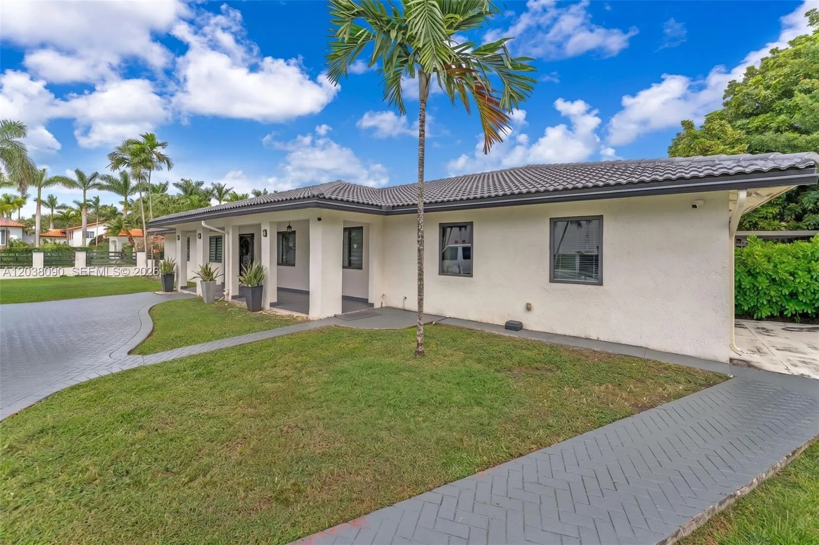 551 SW 127th Ave, Miami, FL 33184 photo 3