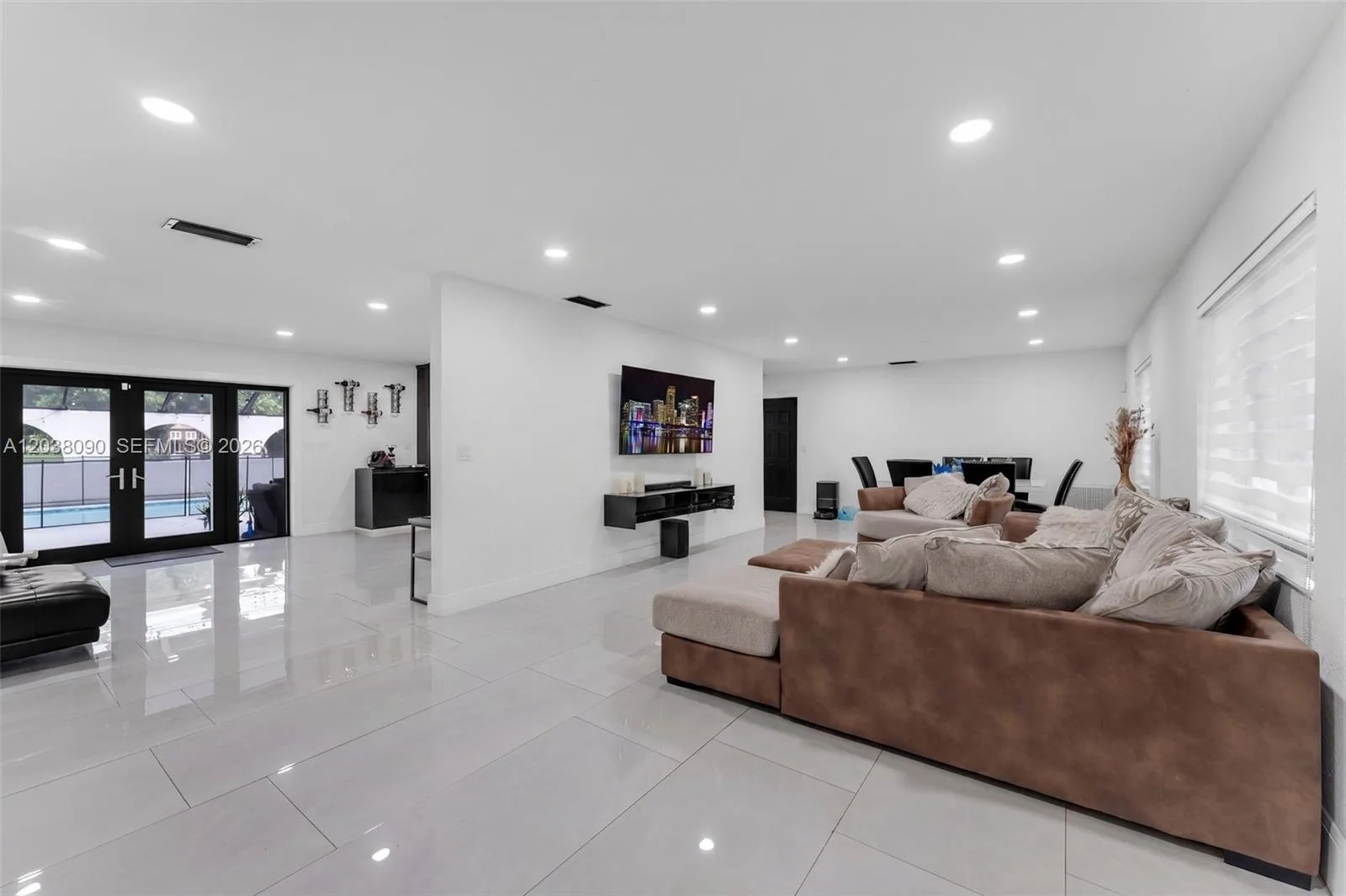 551 SW 127th Ave, Miami, FL 33184 photo 4
