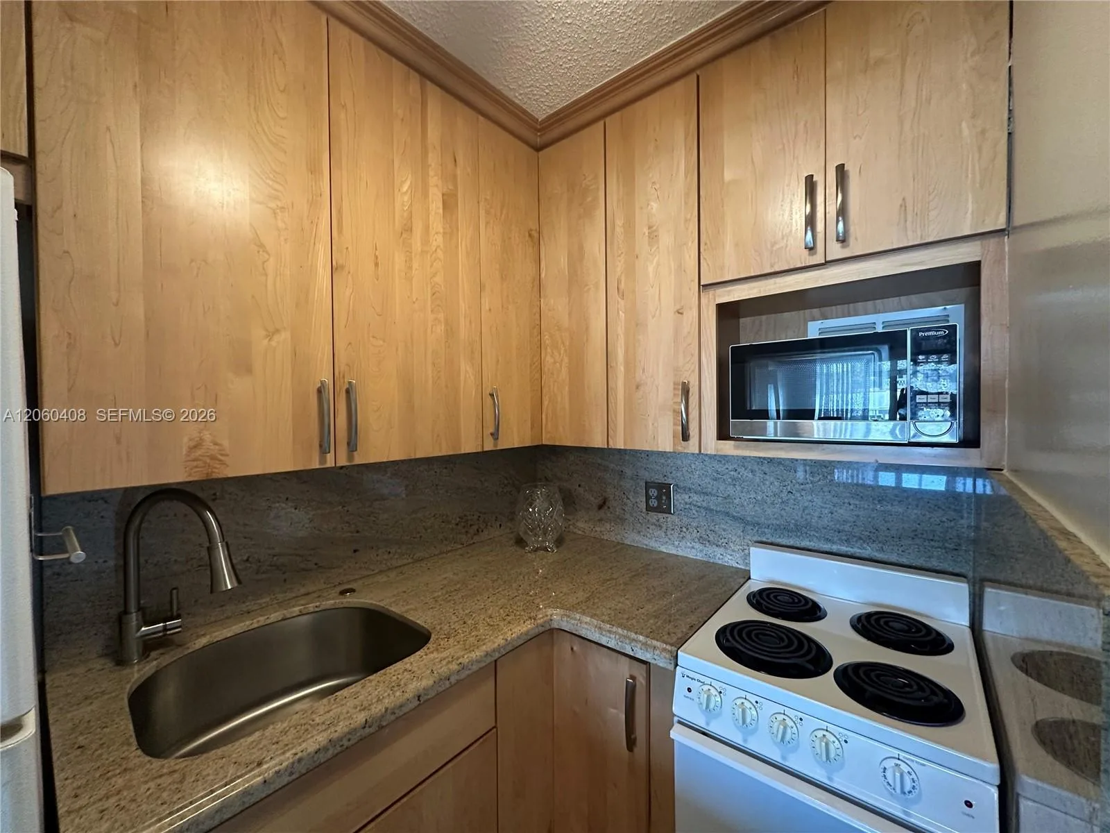 851 Atlantic Shores Blvd # 119, Hallandale Beach, FL 33009 photo 6