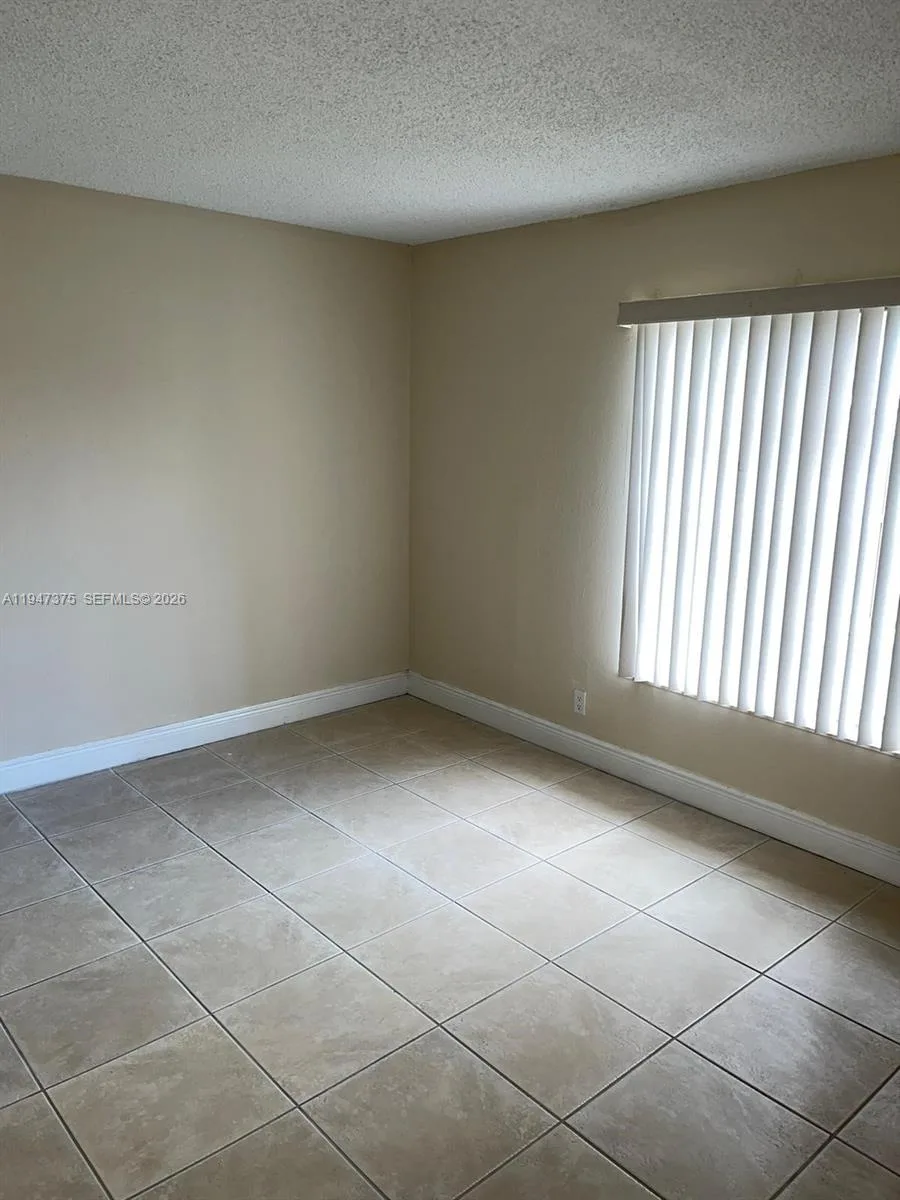 5221 Geneva Way # 302, Doral, FL 33166 photo 7