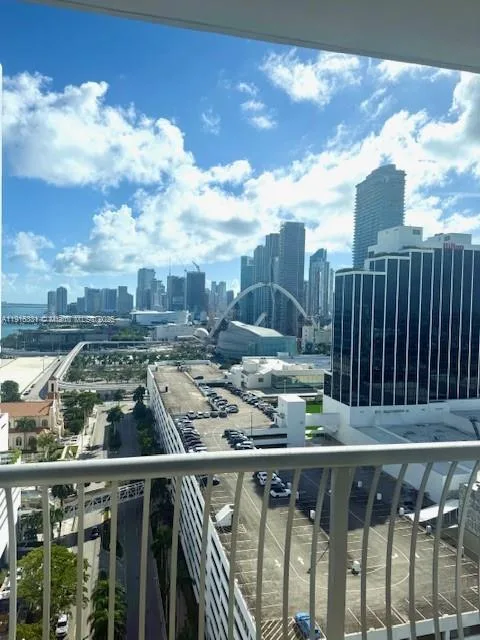 1750 N Bayshore Dr # 2308, Miami, FL 33132