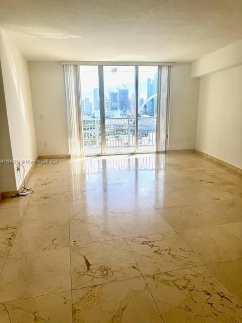 1750 N Bayshore Dr # 2308, Miami, FL 33132 photo 4