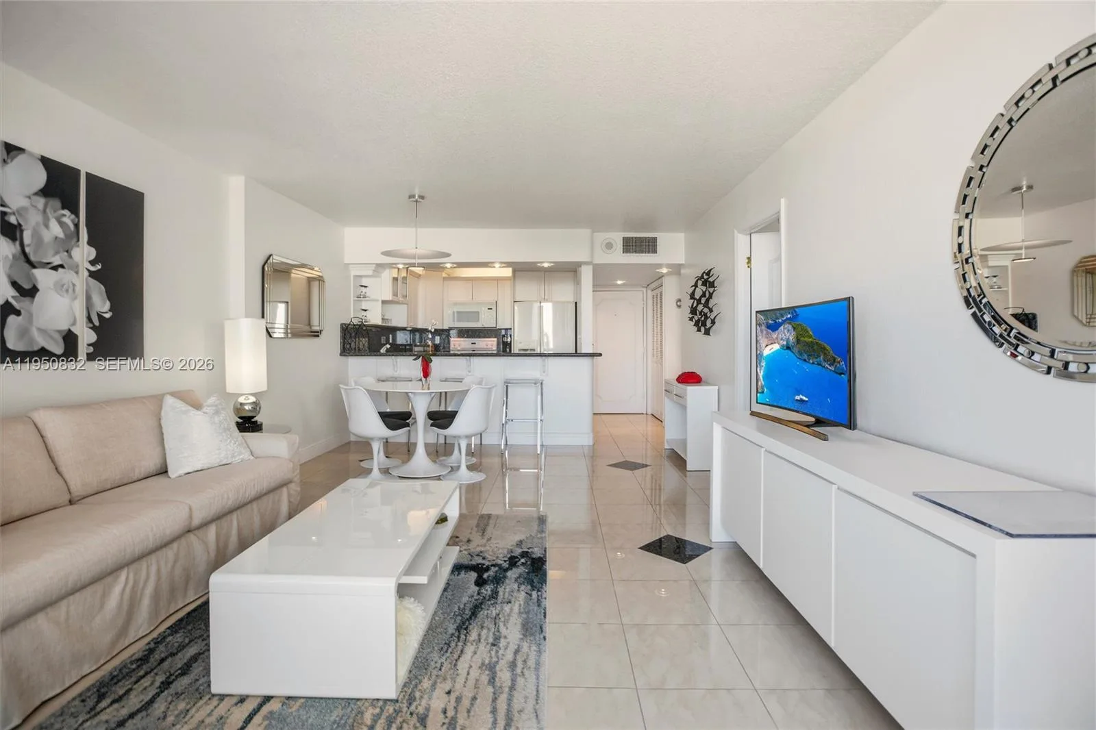465 Ocean Dr # 1024, Miami Beach, FL 33139 photo 5