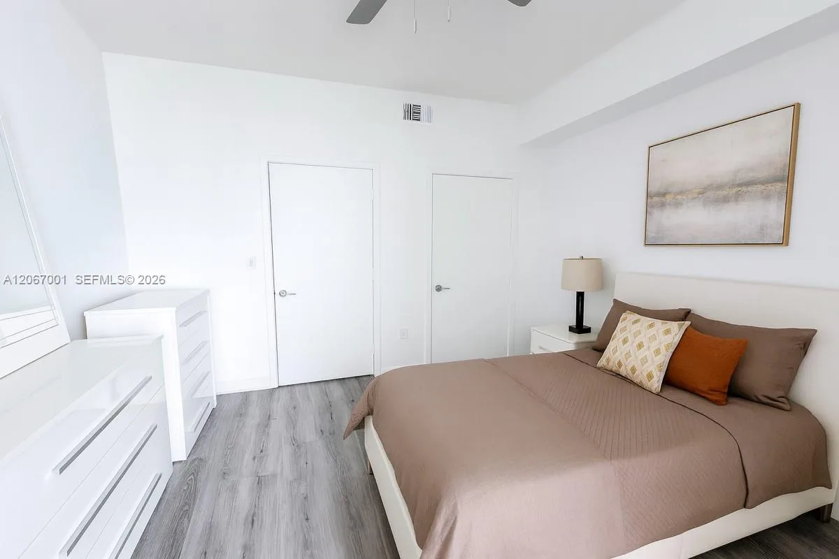 79 SW 12th St # 2809-S, Miami, FL 33130 photo 7
