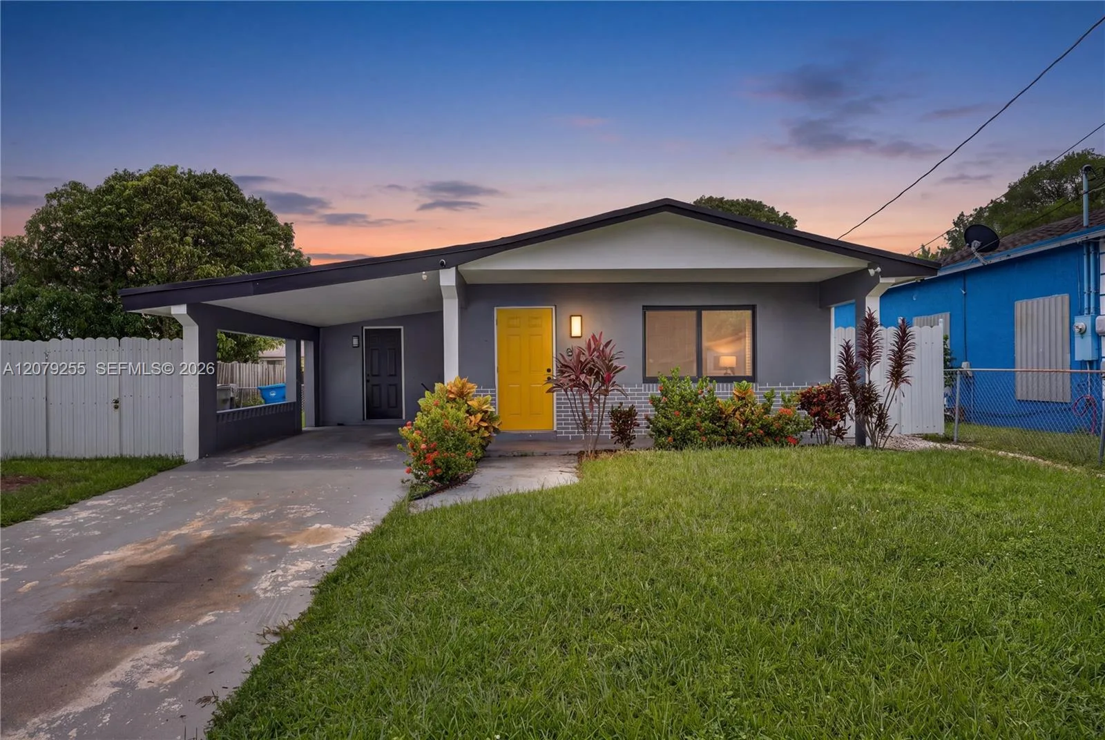 5724 SW 18th St, West Park, FL 33023