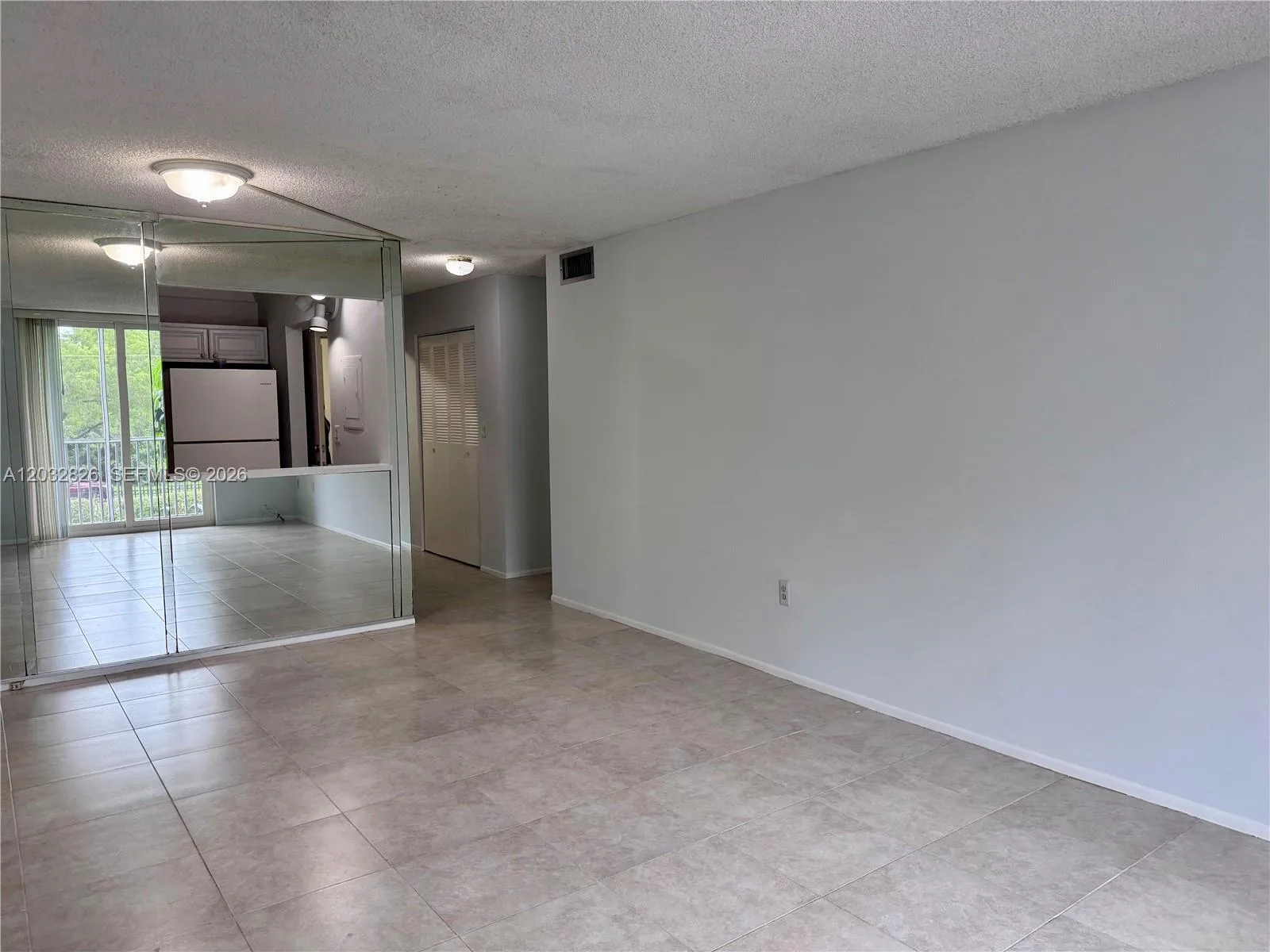 16950 W Dixie Hwy A232 Hwy # 232, North Miami Beach, FL 33160 photo 6
